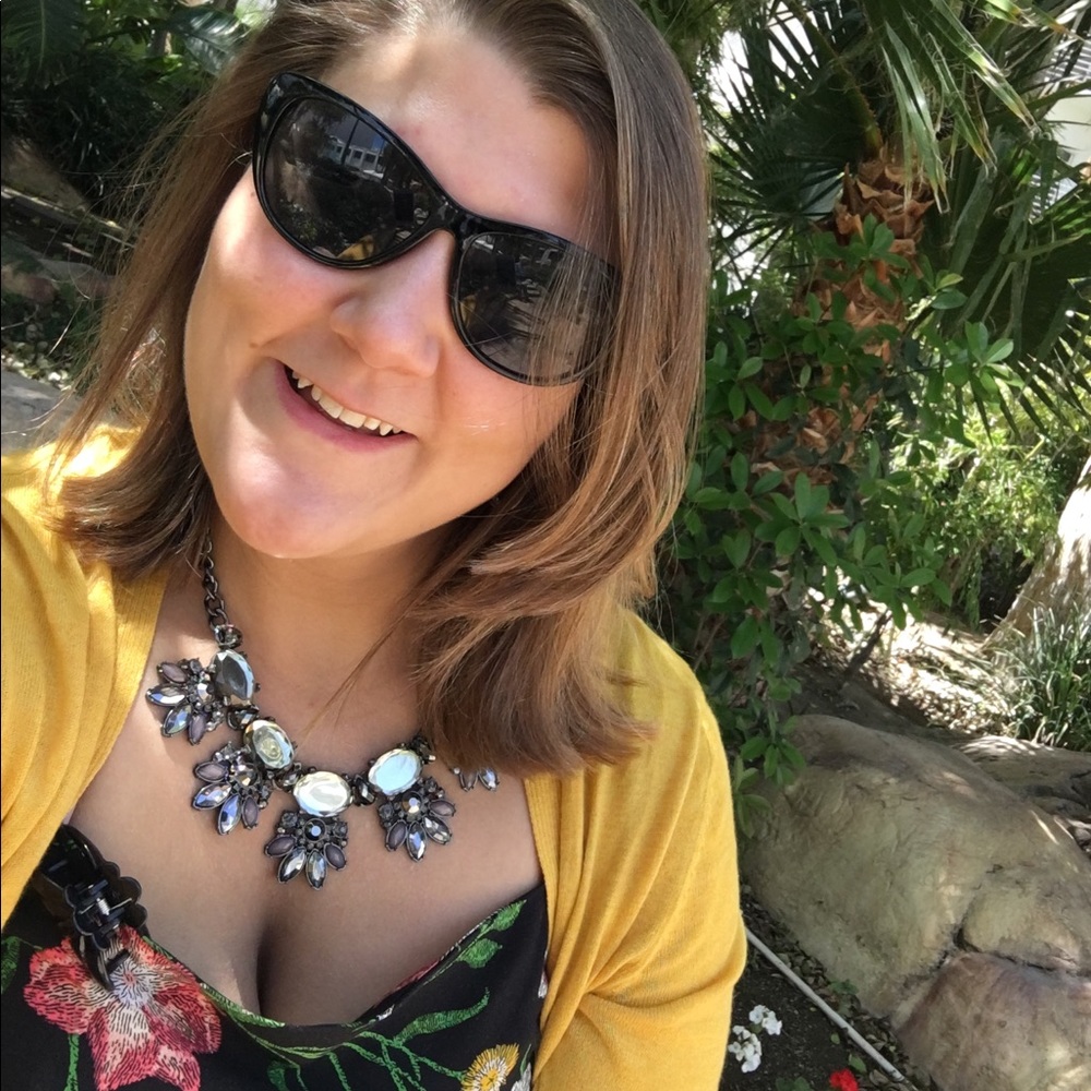 Meet your Posher, Bryauna